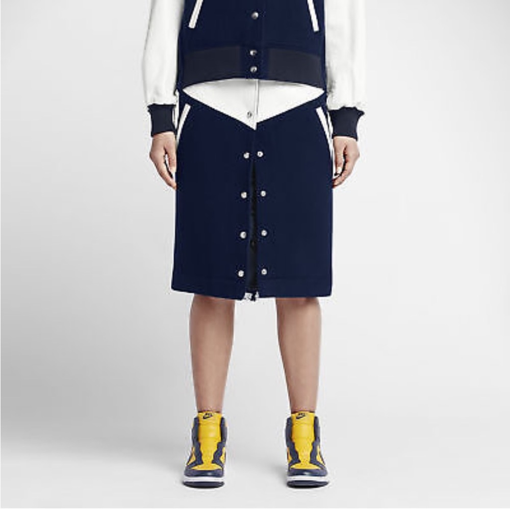 NIKE SACAI skirt white leather navy blue wool pencil